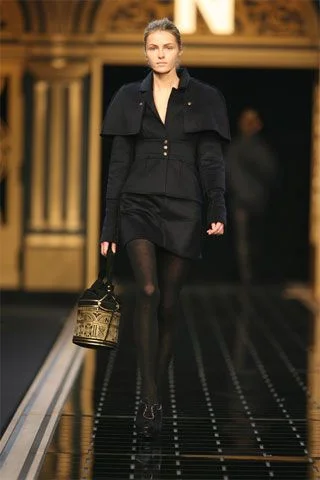 Look 19